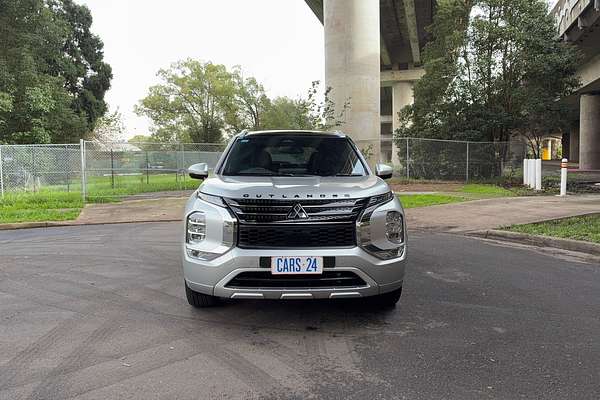 2024 Mitsubishi Outlander Exceed Tourer ZM
