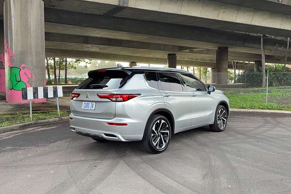 2024 Mitsubishi Outlander Exceed Tourer ZM