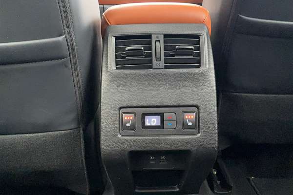 2024 Mitsubishi Outlander Exceed Tourer ZM