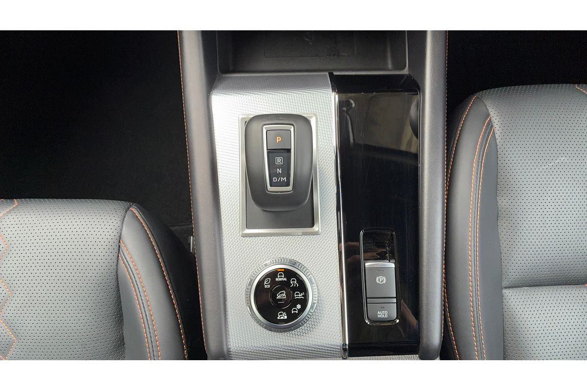2024 Mitsubishi Outlander Exceed Tourer ZM