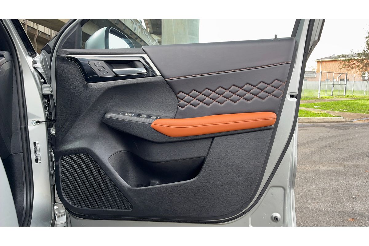 2024 Mitsubishi Outlander Exceed Tourer ZM