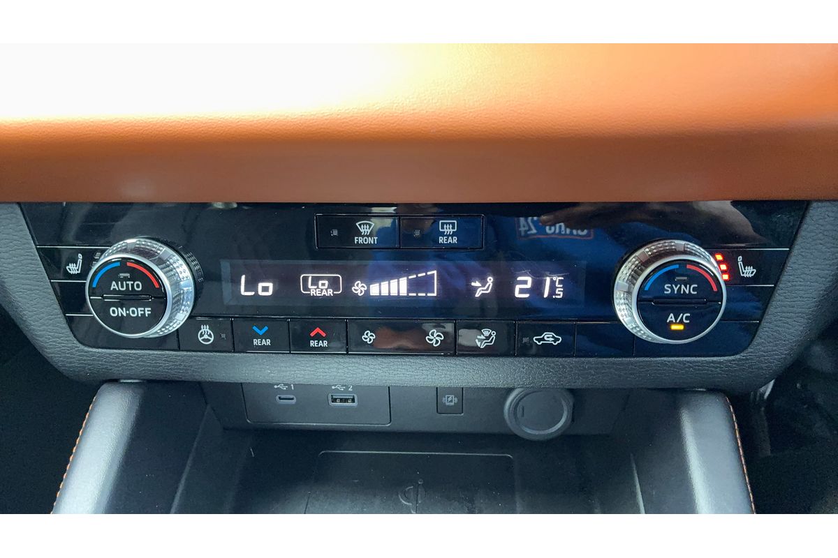 2024 Mitsubishi Outlander Exceed Tourer ZM