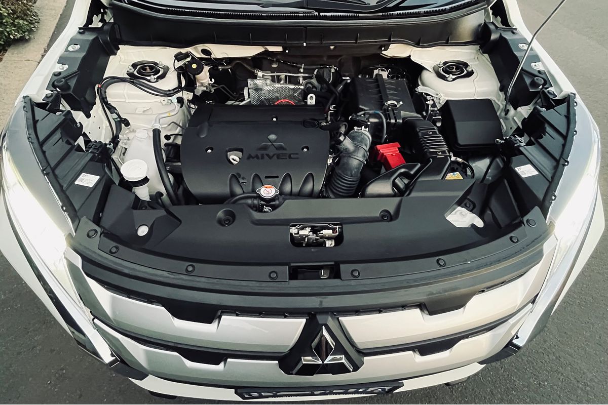 2021 Mitsubishi ASX ES Plus XD