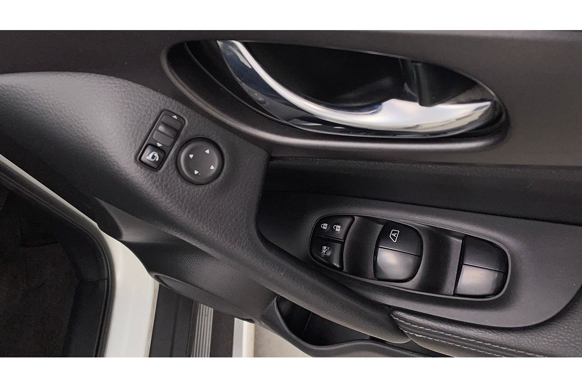 2017 Nissan X-TRAIL ST T32