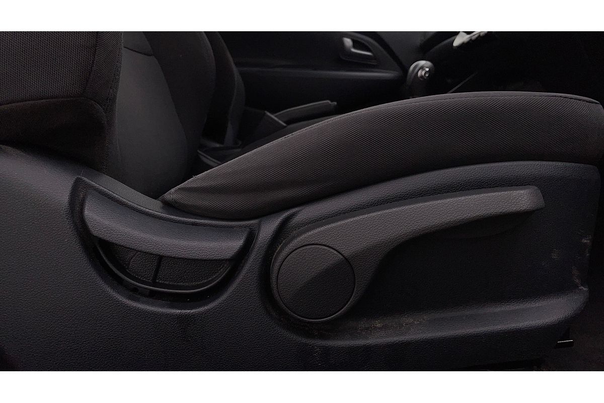 2014 Kia Rio S UB