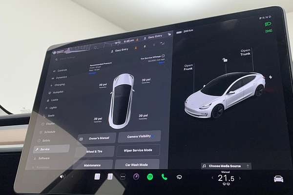 2019 Tesla Model 3 Standard Range Plus