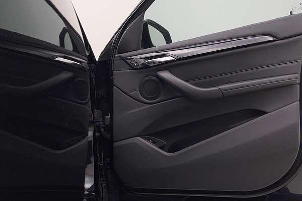 2018 BMW X1 sDrive18i F48