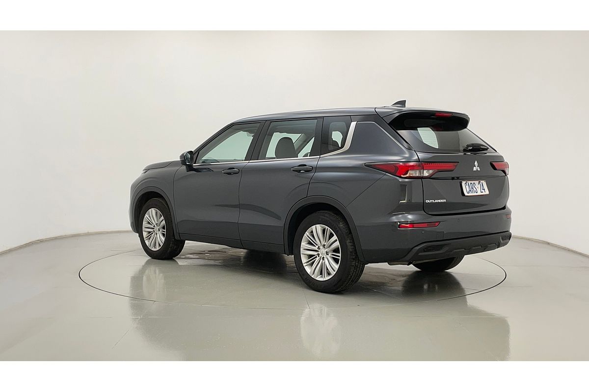 2023 Mitsubishi Outlander ES ZM