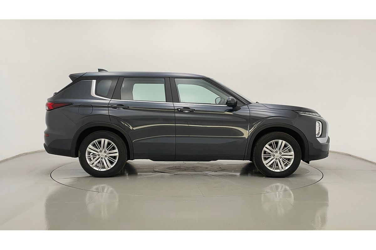 2023 Mitsubishi Outlander ES ZM