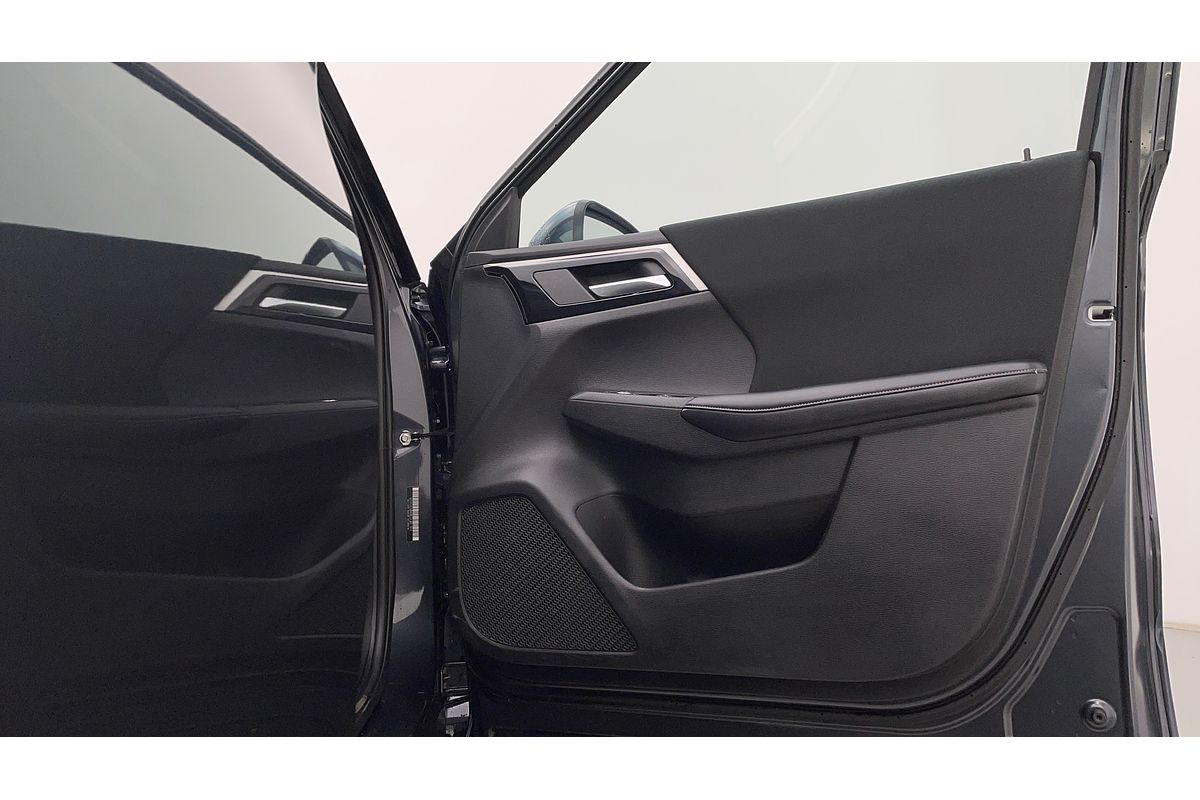 2023 Mitsubishi Outlander ES ZM