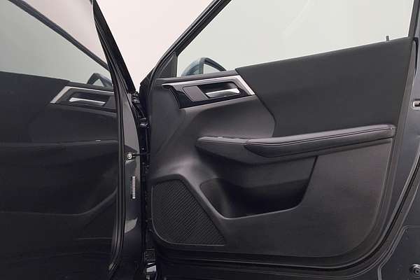 2023 Mitsubishi Outlander ES ZM