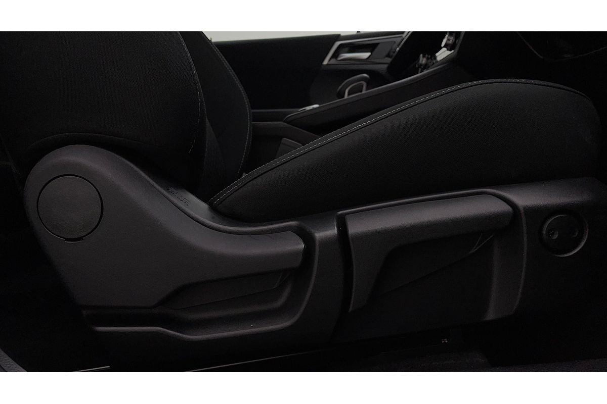 2023 Mitsubishi Outlander ES ZM