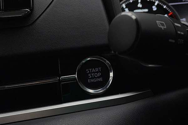 2023 Mitsubishi Outlander ES ZM