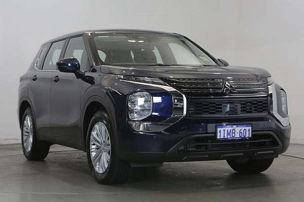 2024 Mitsubishi Outlander ES ZM