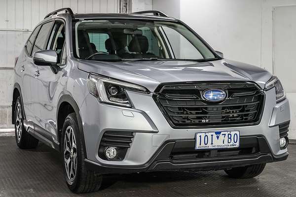 2023 Subaru Forester 2.5i 50 Years Edition S5