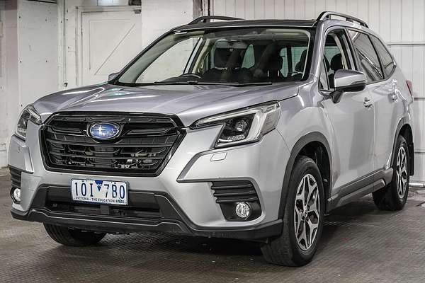 2023 Subaru Forester 2.5i 50 Years Edition S5