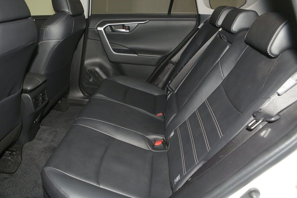 2020 Toyota RAV4 Cruiser AXAH54R
