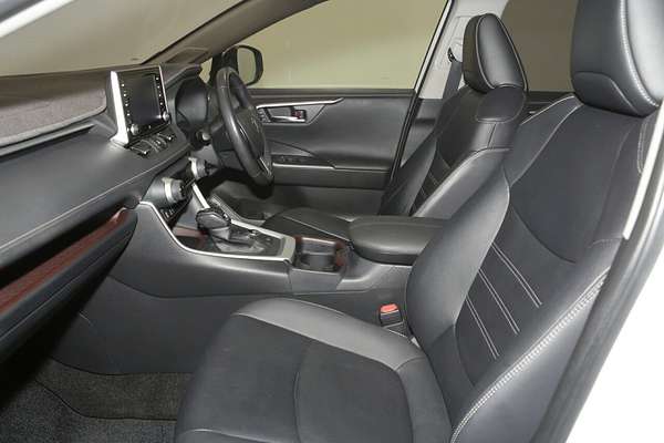2020 Toyota RAV4 Cruiser AXAH54R