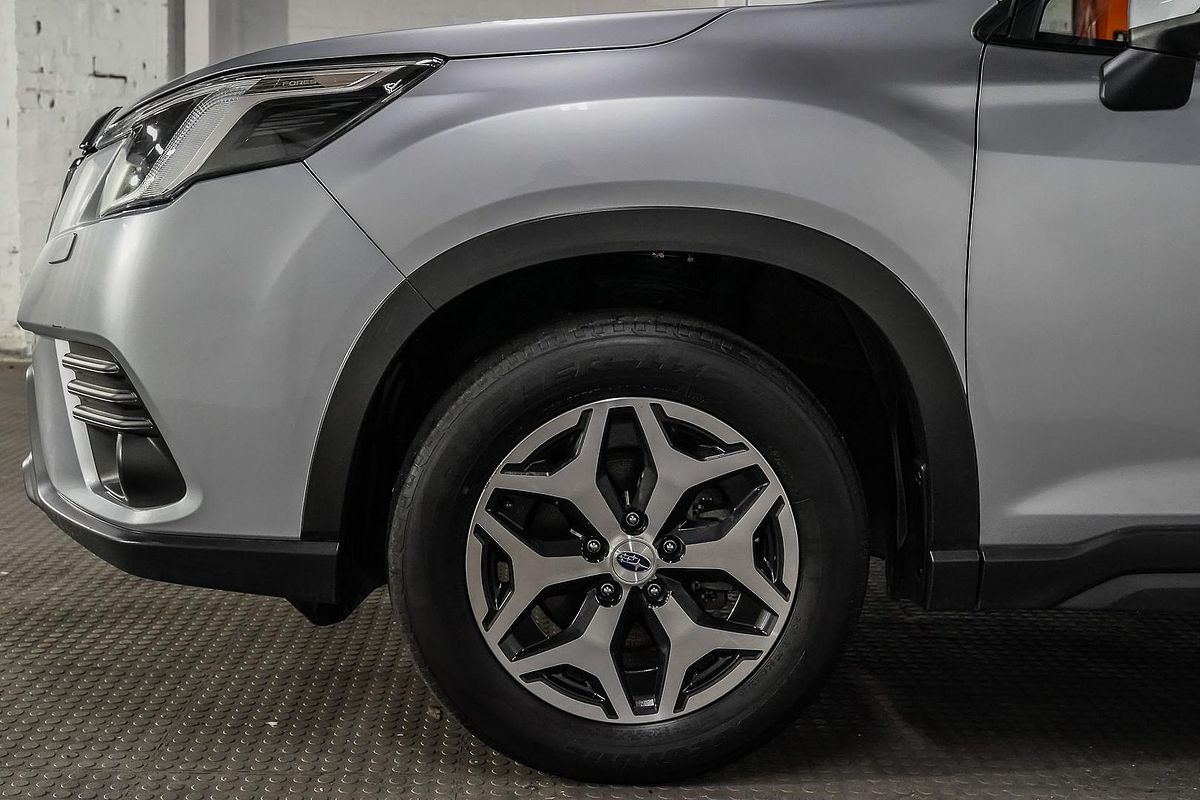 2023 Subaru Forester 2.5i 50 Years Edition S5