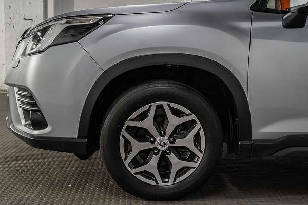 2023 Subaru Forester 2.5i 50 Years Edition S5