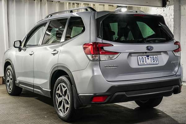 2023 Subaru Forester 2.5i 50 Years Edition S5