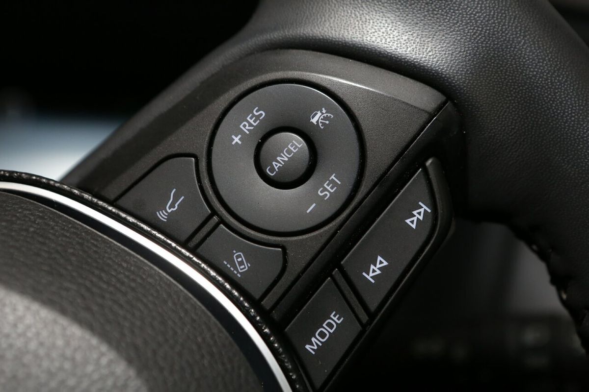 2020 Toyota RAV4 Cruiser AXAH54R