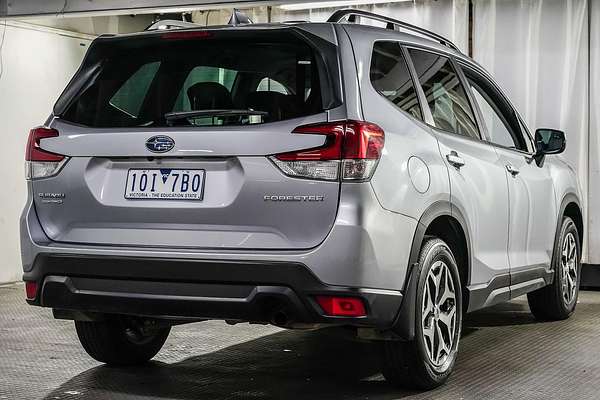 2023 Subaru Forester 2.5i 50 Years Edition S5
