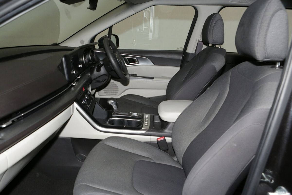 2023 Kia Carnival S KA4