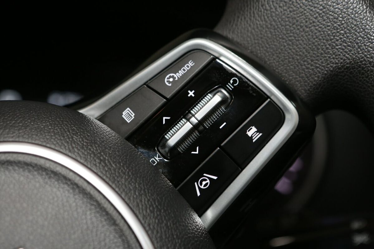 2023 Kia Carnival S KA4