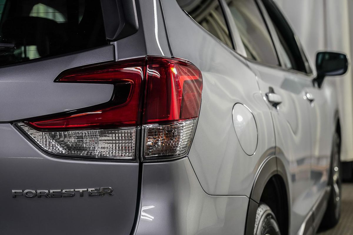 2023 Subaru Forester 2.5i 50 Years Edition S5