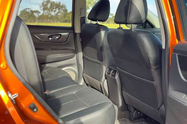 2021 Nissan X-TRAIL ST-L T32
