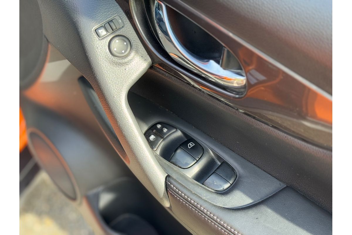 2021 Nissan X-TRAIL ST-L T32