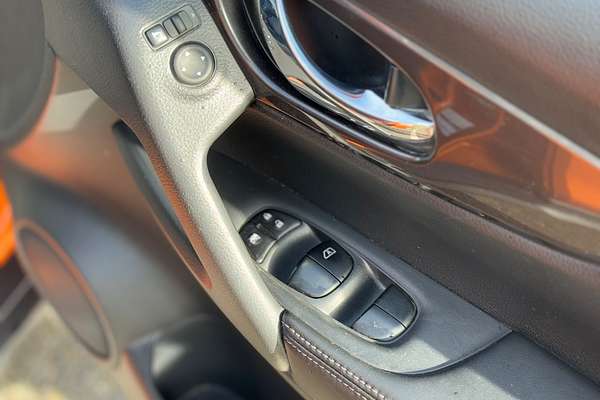 2021 Nissan X-TRAIL ST-L T32