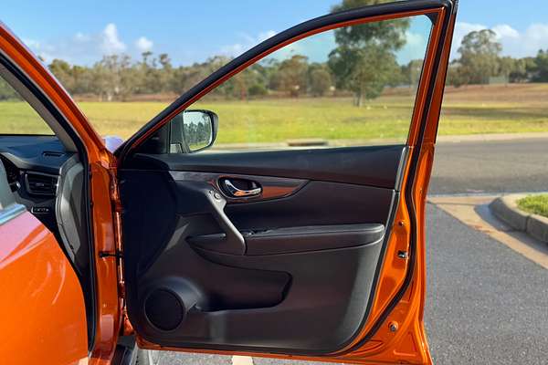 2021 Nissan X-TRAIL ST-L T32