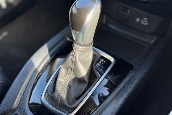 2021 Nissan X-TRAIL ST-L T32