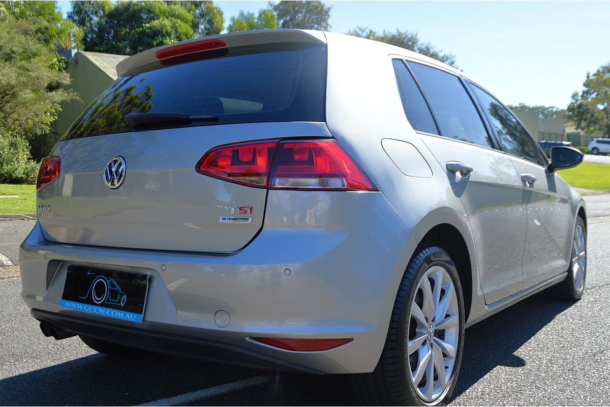 2015 Volkswagen Golf 103TSI Highline 7