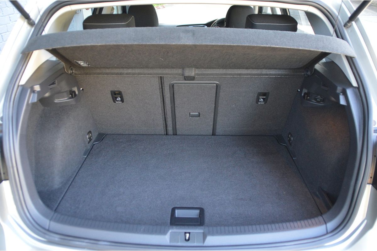 2015 Volkswagen Golf 103TSI Highline 7