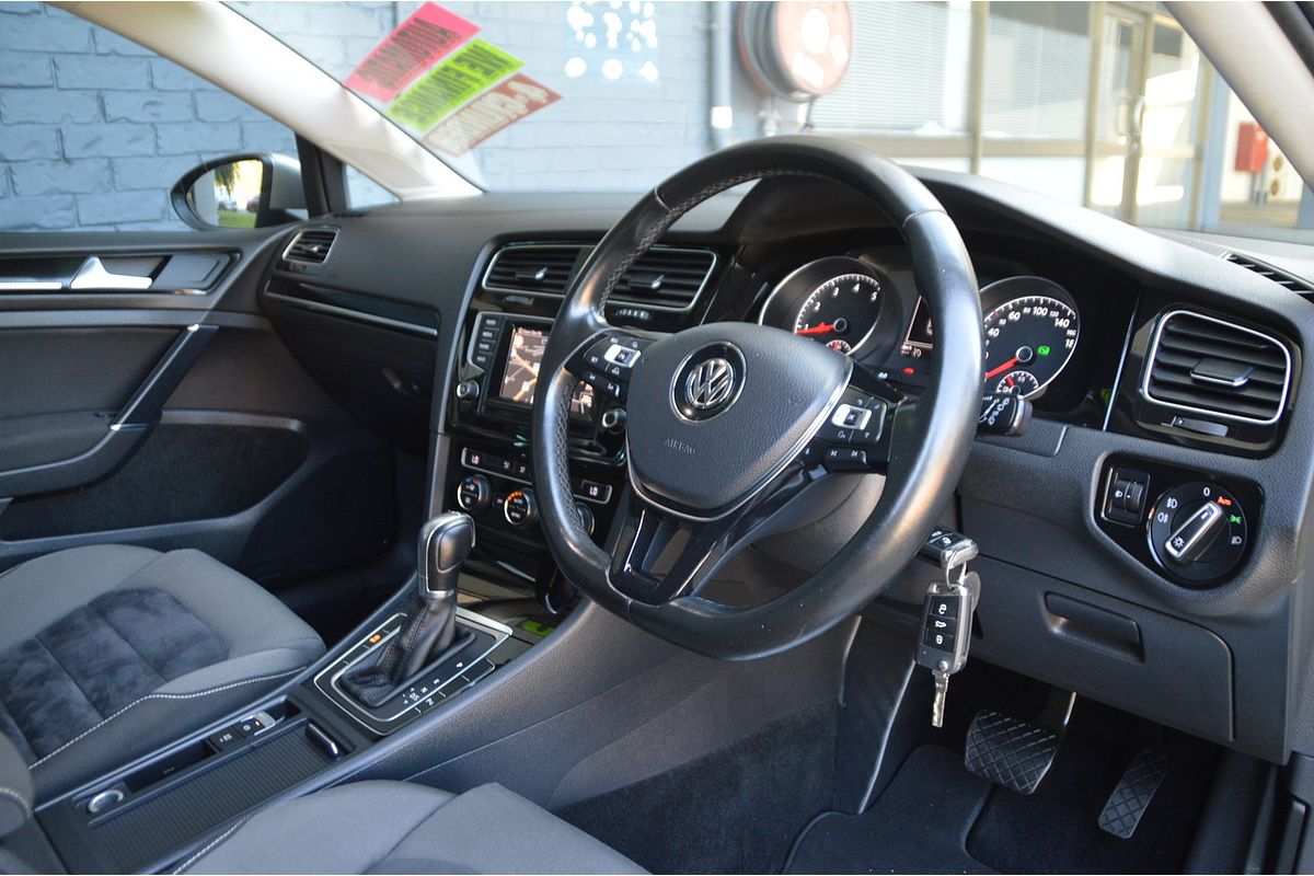 2015 Volkswagen Golf 103TSI Highline 7