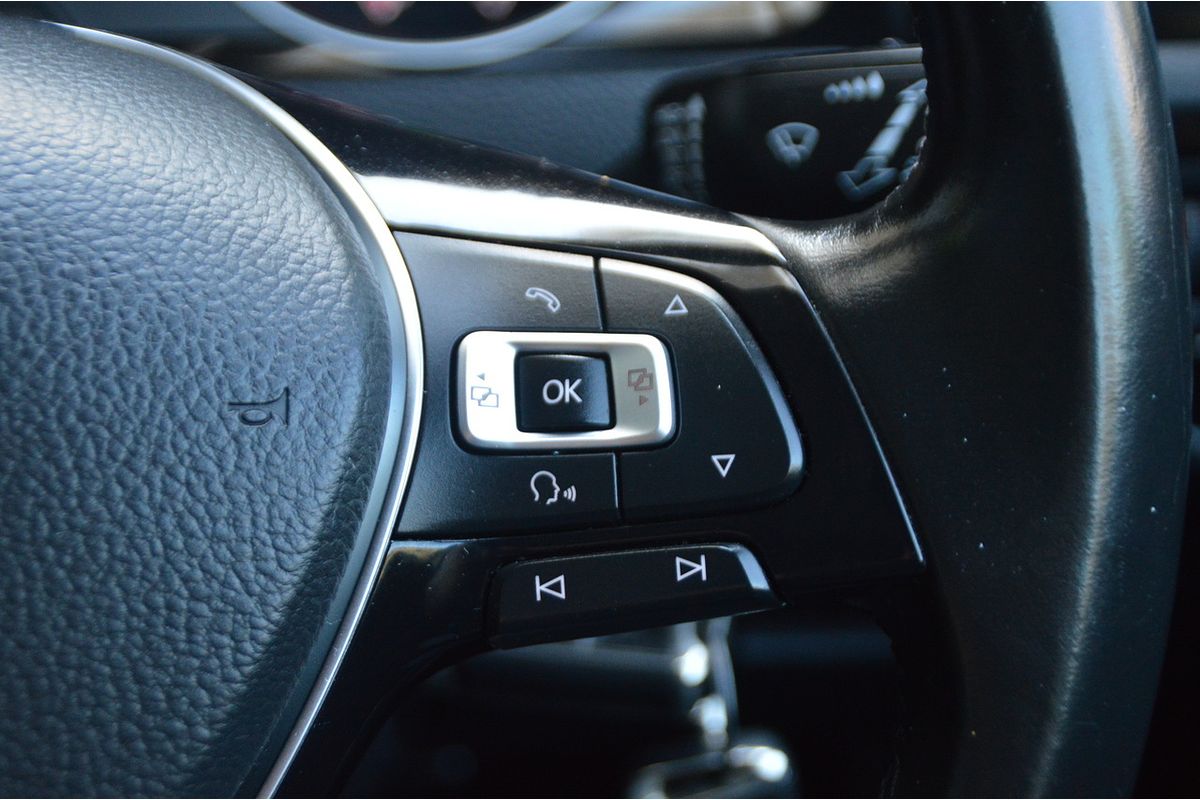 2015 Volkswagen Golf 103TSI Highline 7