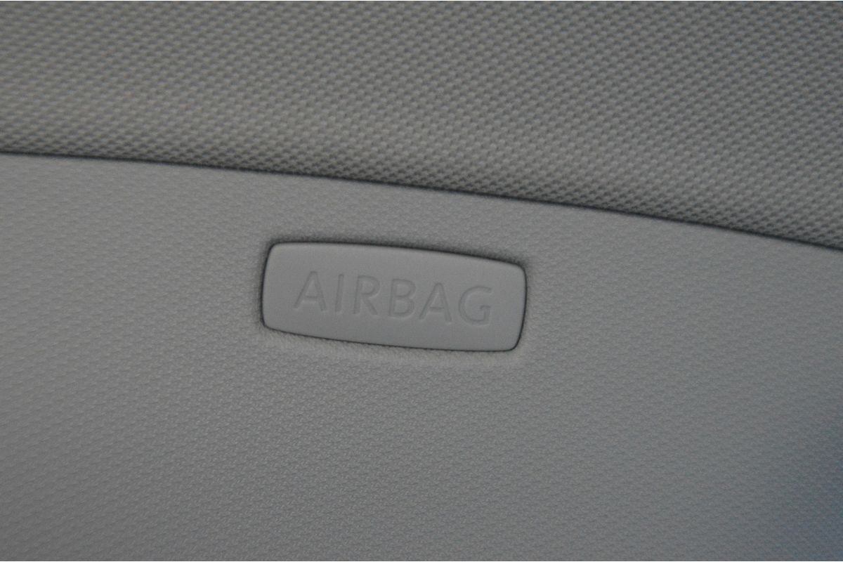 2015 Volkswagen Golf 103TSI Highline 7
