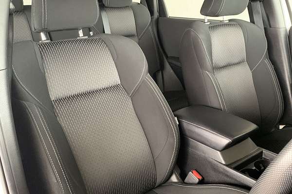 2023 Mitsubishi Outlander ES ZM
