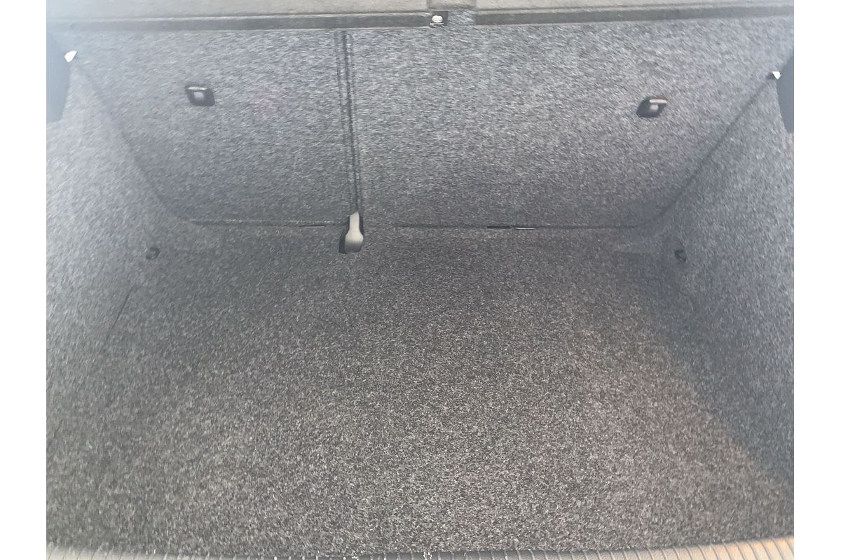 2012 Volkswagen Golf 77TSI VI