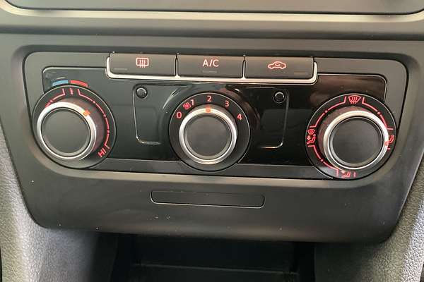 2012 Volkswagen Golf 77TSI VI