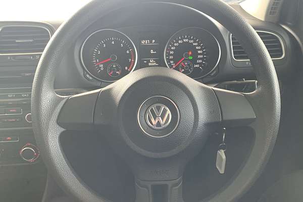 2012 Volkswagen Golf 77TSI VI