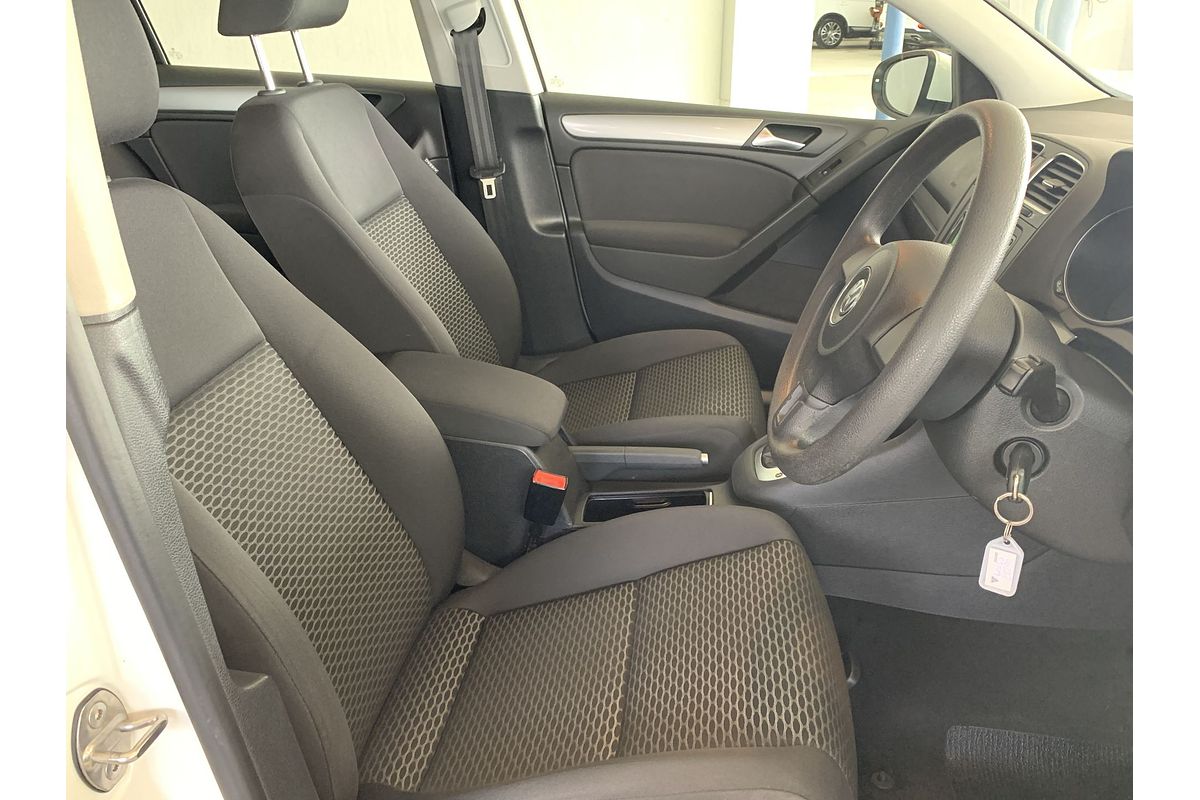2012 Volkswagen Golf 77TSI VI