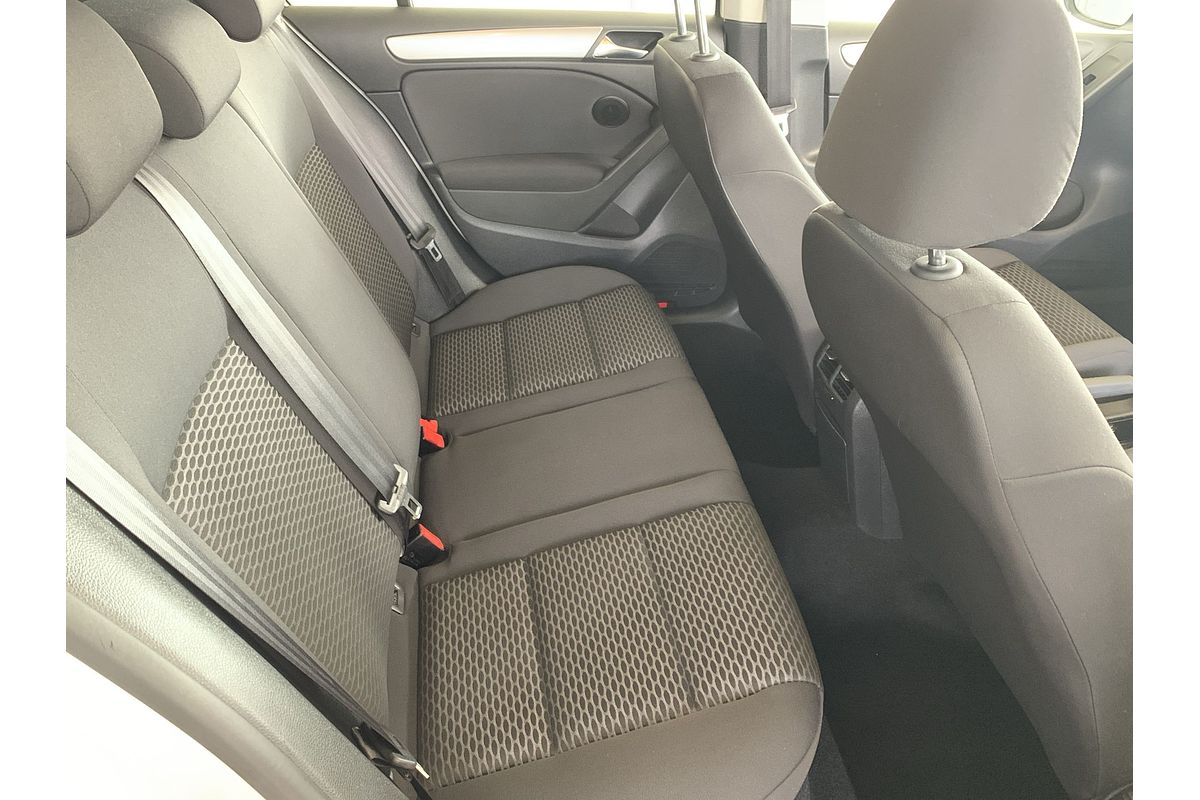 2012 Volkswagen Golf 77TSI VI