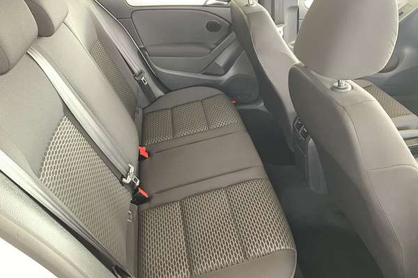 2012 Volkswagen Golf 77TSI VI