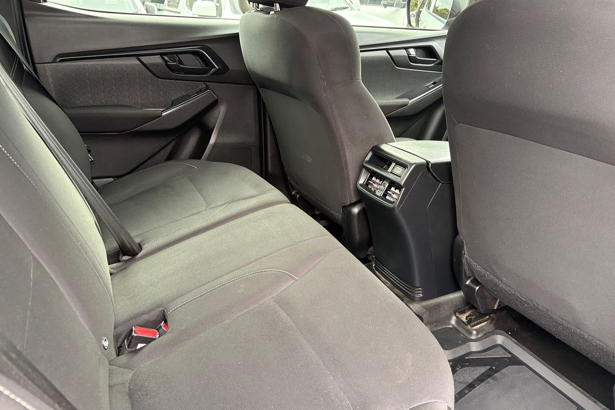 2022 Isuzu D-MAX SX 4X4