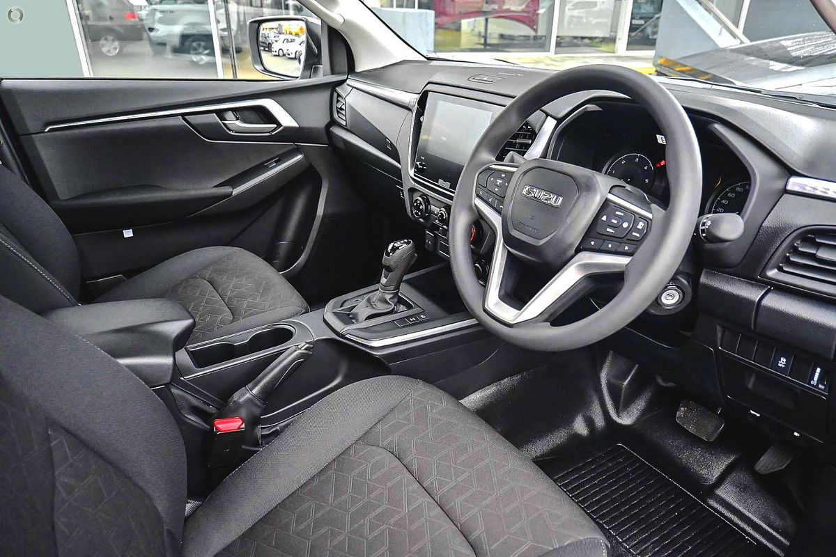 2025 Isuzu D-MAX LS-M 4X4