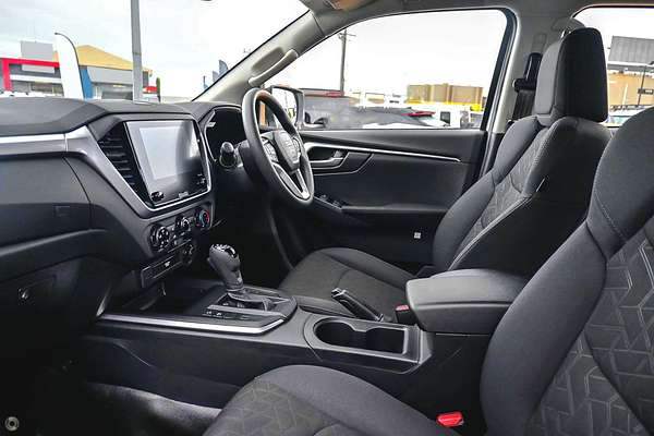 2025 Isuzu D-MAX LS-M 4X4